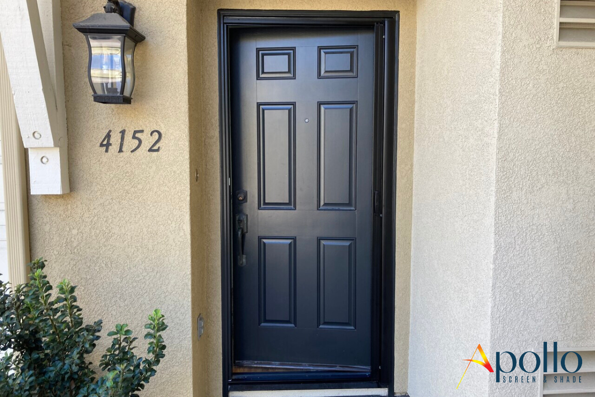 Single Retractable Screen Door - Carlsbad_ CA (1).png